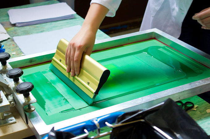 Malha da impressão de tela de seda do poliéster de Monfilament para imprimir o circuito do filme grosso